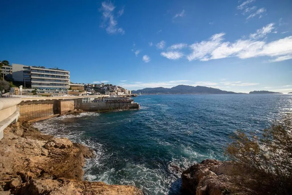 Apartment With Sea View 50M From The Beach Marseille