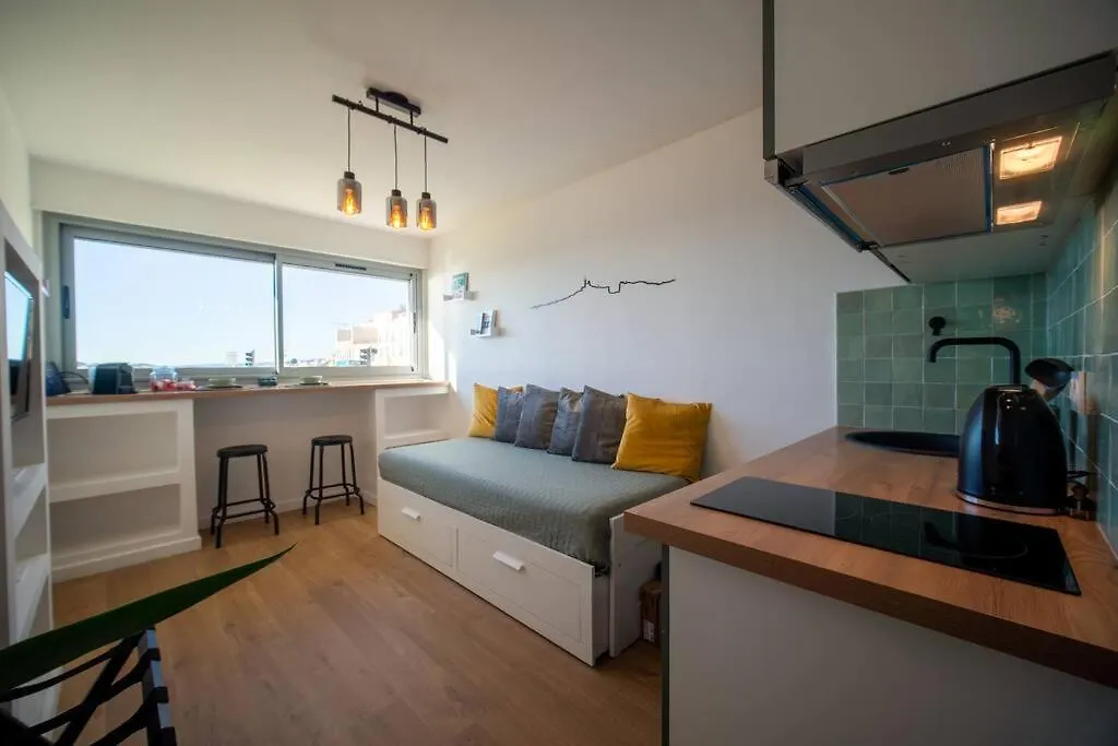 Apartment With Sea View 50M From The Beach Marseille